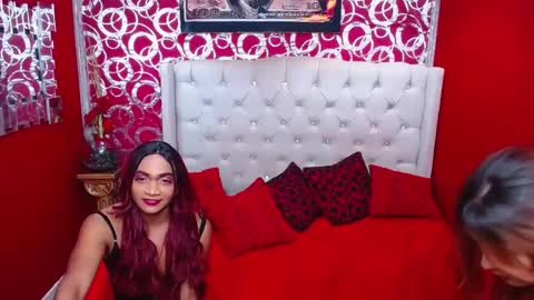 Snapshot of iam_smithh chatting on 12/23/24, 04:39 iam_smithh online show from 12/23/24, 04:39