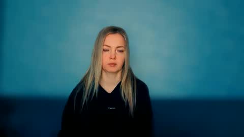 Venus online show from 04/25/26, 08:06