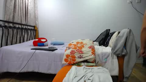 iam_yourbabyprincess_xd online show from 02/12/25, 08:49