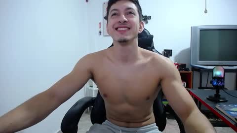 iam_yourbabyprincess_xd online show from 10/25/25, 08:47