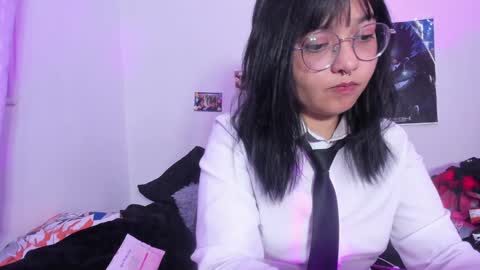 Zoe 3 online show from 12/02/24, 09:35