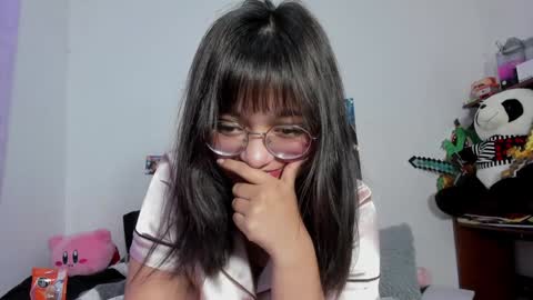 Zoe 3 online show from 12/23/24, 07:28