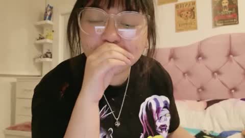 Snapshot of iam_zoechan chatting on 06/23/26, 01:47 Zoe 3 online show from 06/23/26, 01:47