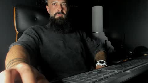Snapshot of iamalexander_ chatting on 09/12/25, 04:40 Lex online show from 09/12/25, 04:40