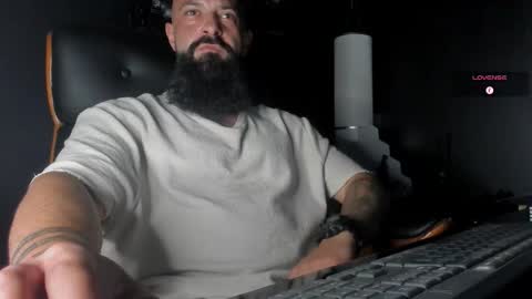 Snapshot of iamalexander_ chatting on 09/13/25, 06:08 Lex online show from 09/13/25, 06:08