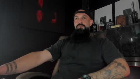 Snapshot of iamalexander_ chatting on 10/25/25, 04:53 Lex online show from 10/25/25, 04:53