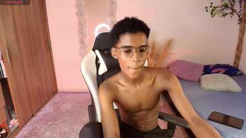 Snapshot of iamandrey_ chatting on 05/31/26, 11:06 iamandrey_ online show from 05/31/26, 11:06