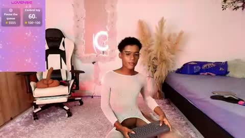 iamandrey_ online show from 06/20/26, 01:41