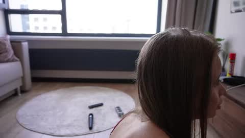 Claire online show from 07/24/26, 10:57