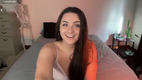 Crystal online show from 02/04/25, 04:50