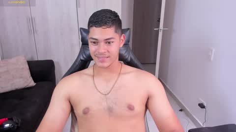 Dylan  independent model  online show from 09/22/25, 03:36