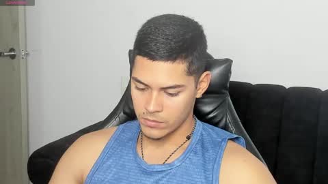 Dylan  independent model  online show from 04/23/26, 04:09