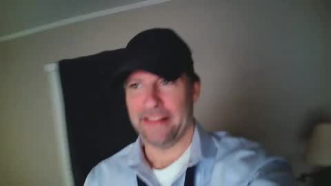 Snapshot of iamhereandnow chatting on 03/07/25, 12:37 iamhereandnow online show from 03/07/25, 12:37