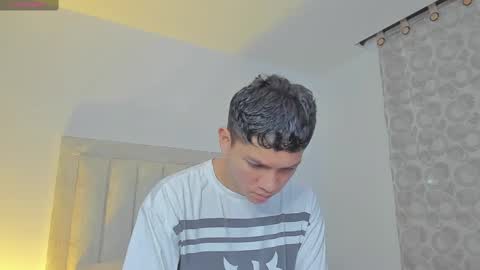 Juliiiiian online show from 03/09/25, 10:52