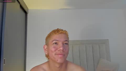 Juliiiiian online show from 10/21/25, 12:17