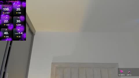 Juliiiiian online show from 11/01/25, 11:23