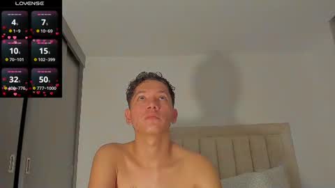 Snapshot of iamjulian_ chatting on 07/23/26, 10:13 Juliiiiian online show from 07/23/26, 10:13