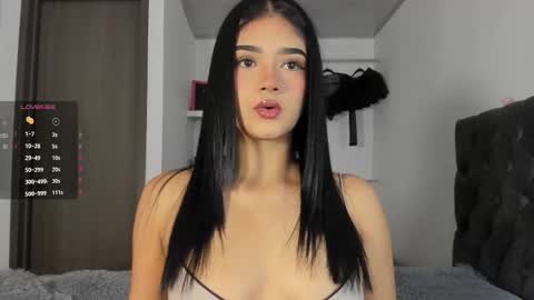    online show from 12/03/25, 07:56