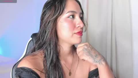 Snapshot of iamlara1 chatting on 04/15/26, 02:13 Lara online show from 04/15/26, 02:13