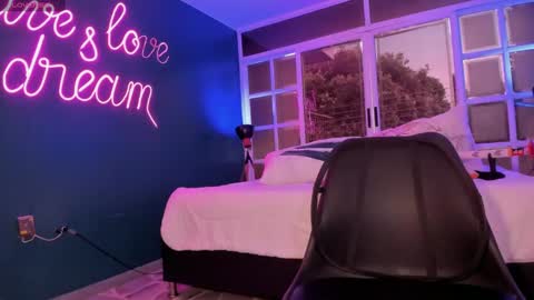 Nayuta online show from 02/25/25, 08:30