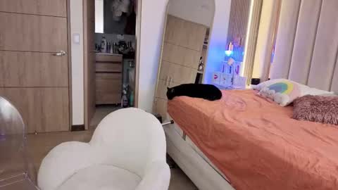 Nyxy online show from 12/05/25, 11:08