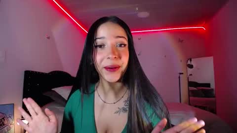 Snapshot of iamroxanne chatting on 02/09/25, 04:57 Camila online show from 02/09/25, 04:57