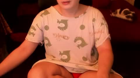 Snapshot of iamsuprememistress chatting on 06/13/26, 04:05 MADAM MISTRESS ASIANA online show from 06/13/26, 04:05