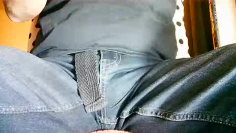 Snapshot of iamtheswayze chatting on 11/05/25, 08:03 Pat online show from 11/05/25, 08:03