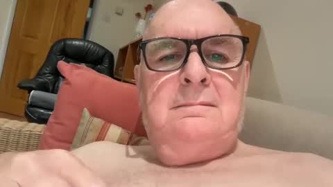 ian53a - mature UK man for same online show from 01/18/25, 12:57