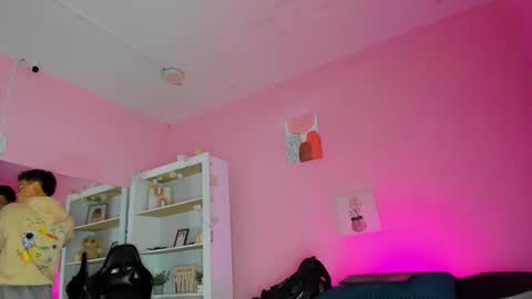 IAN CASTILLO online show from 10/24/25, 11:06