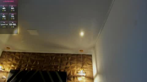 IAN CASTILLO online show from 03/30/26, 11:11