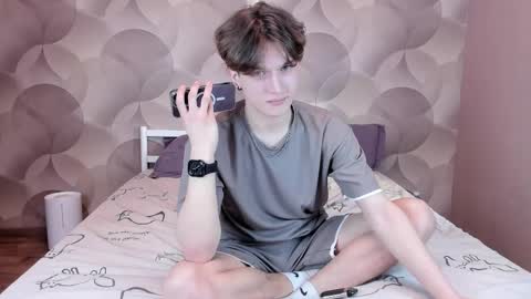 Ian Flor online show from 04/09/26, 03:06