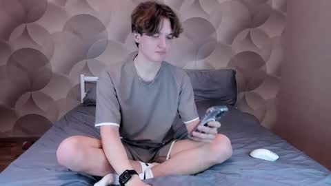 Ian Flor online show from 04/28/26, 03:17