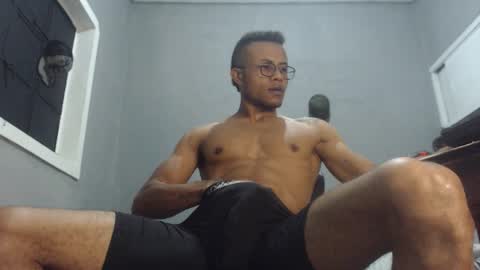 ian_tuner online show from 12/05/24, 07:06