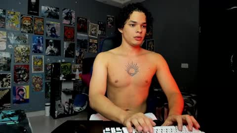 Snapshot of ian_versace chatting on 01/31/25, 06:02 Andres online show from 01/31/25, 06:02