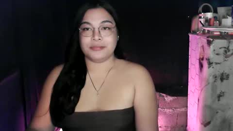 Snapshot of iana_whorexxx chatting on 06/03/26, 09:23 iana online show from 06/03/26, 09:23