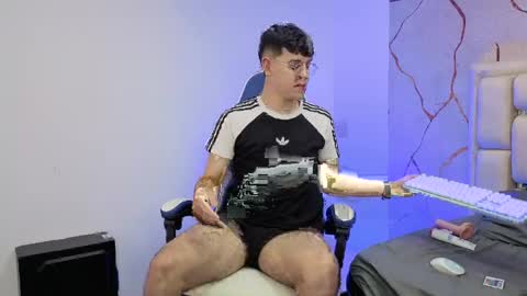 Ian  online show from 04/08/26, 10:32