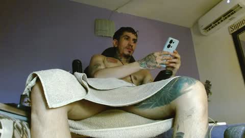 Snapshot of iandoherty chatting on 01/12/25, 07:21 Ian Doherty online show from 01/12/25, 07:21