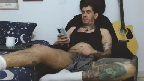 Snapshot of iandoherty chatting on 10/18/25, 08:04 Ian Doherty online show from 10/18/25, 08:04