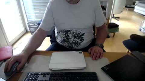 iandy12 online show from 02/05/26, 10:53