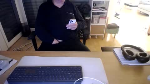 iandy12 online show from 03/08/26, 10:46