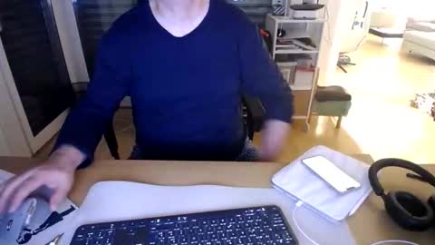 iandy12 online show from 04/06/26, 09:49