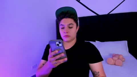 Snapshot of iangilbert chatting on 09/16/25, 08:43 ian online show from 09/16/25, 08:43