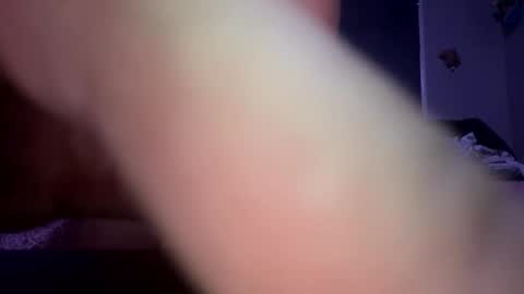 Snapshot of ianrobbins6 chatting on 05/12/26, 01:52 ianrobbins6 online show from 05/12/26, 01:52