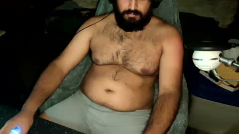 Snapshot of ibear_chat chatting on 06/13/26, 04:43 iBear0 online show from 06/13/26, 04:43