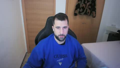 iberian_macho online show from 12/17/25, 11:27