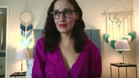 Iberian Moon online show from 04/08/26, 05:57