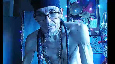 PMS online show from 12/31/24, 02:47