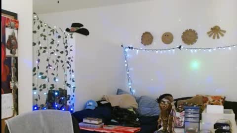 PMS online show from 03/03/25, 03:08