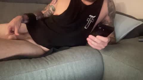 Snapshot of ic987 chatting on 12/28/24, 12:56 ic987 online show from 12/28/24, 12:56